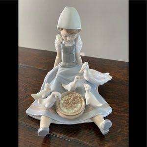 Lladro “My Hungry Brood”